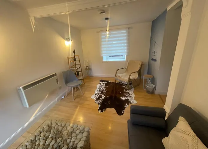 Alpine Apartments - 1