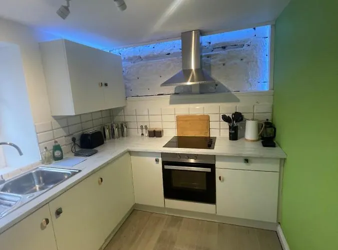 Alpine Apartments - 1
